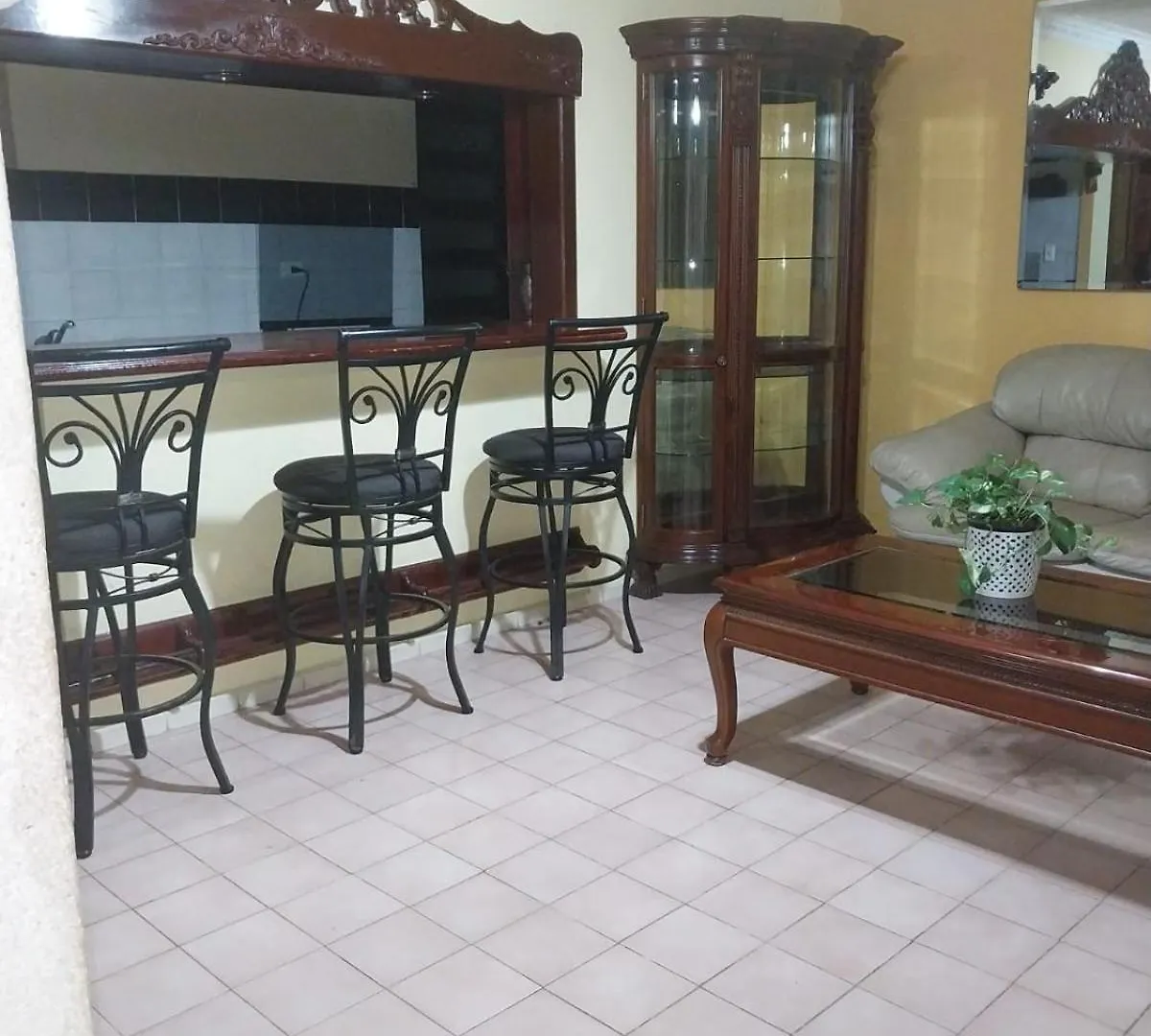 Hermosa Casa Cuatro Recamaras Independientes Ca Mérida 0*,